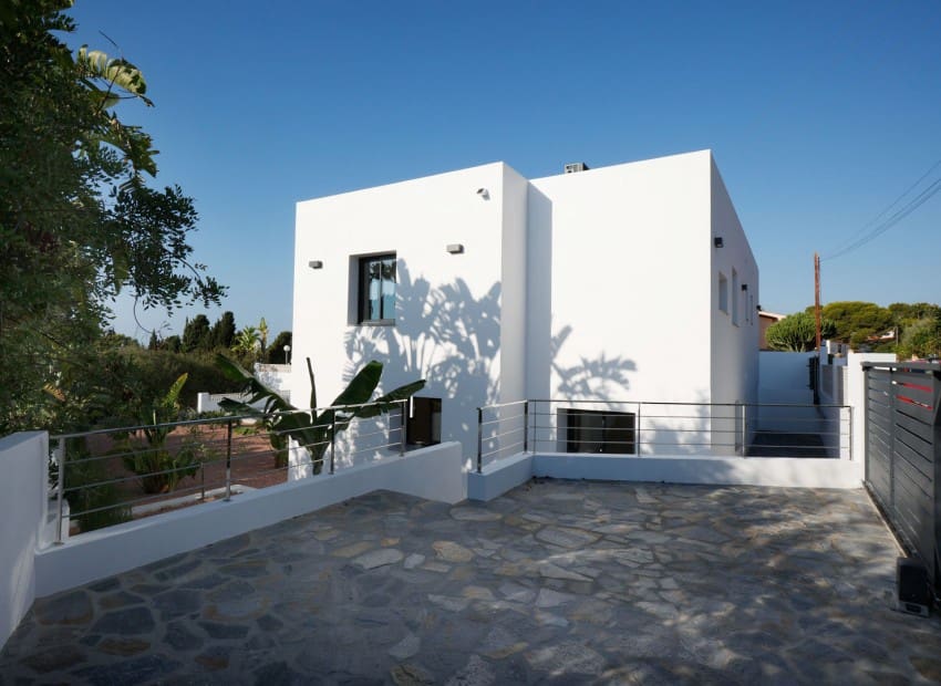 Chalet de 4 habitaciones en Calpe / Calp en venta con piscina - 840.000 € (Ref: 9343580)