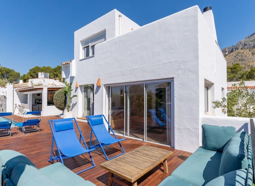 3 bedroom Villa for sale in Altea la Vella with pool - € 775,000 (Ref: 9345109)