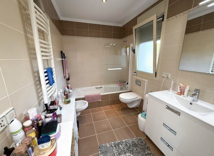 4 bedroom Villa for sale in Calpe / Calp with pool garage - € 899,500 (Ref: 9348431)