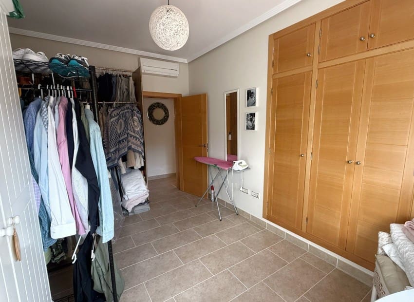 4 bedroom Villa for sale in Calpe / Calp with pool garage - € 899,500 (Ref: 9348431)