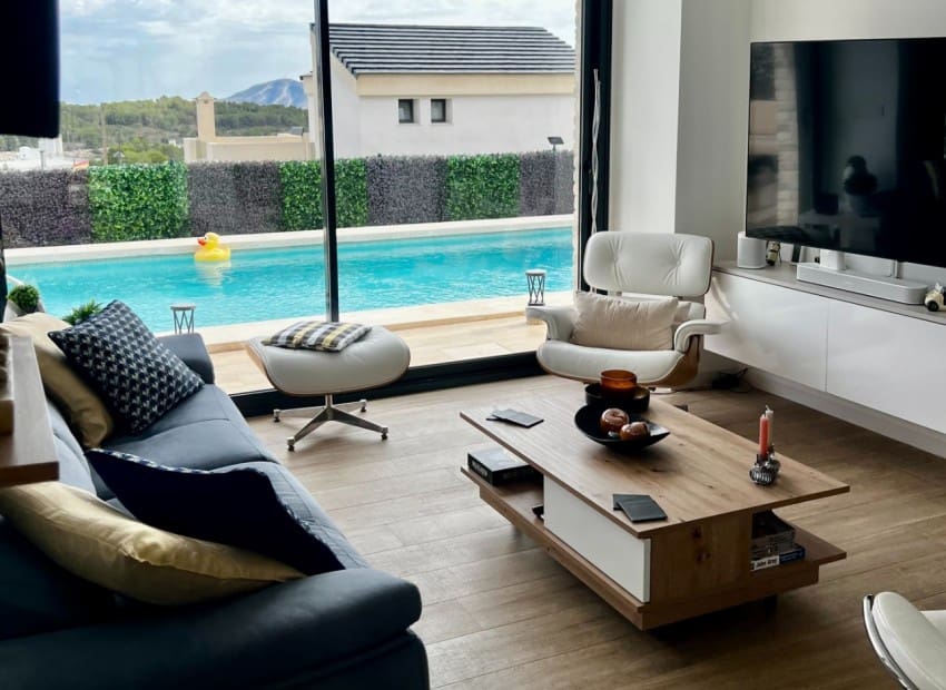 3 quarto Moradia para venda em Polop com piscina - 595 000 € (Ref: 9352889)