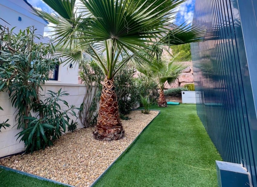 3 quarto Moradia para venda em Polop com piscina - 595 000 € (Ref: 9352889)