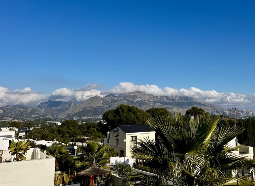 3 quarto Moradia para venda em Polop com piscina - 595 000 € (Ref: 9352889)