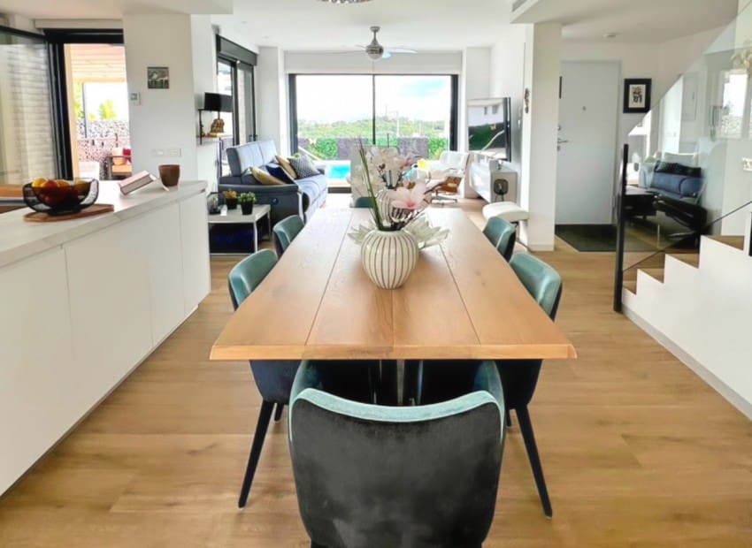 3 makuuhuone Huvila myytävänä paikassa Polop mukana uima-altaan - 575 000 € (Ref: 9352889)