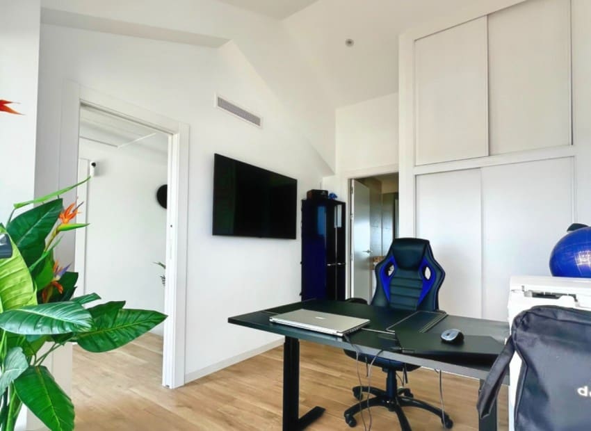 3 makuuhuone Huvila myytävänä paikassa Polop mukana uima-altaan - 575 000 € (Ref: 9352889)