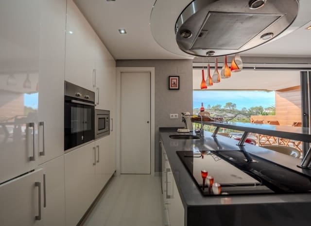 2 slaapkamer Appartement te koop in Las Filipinas met zwembad - € 289.500 (Ref: 9363312)