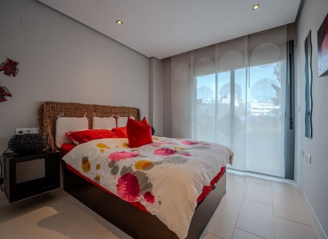 2 slaapkamer Appartement te koop in Las Filipinas met zwembad - € 289.500 (Ref: 9363312)