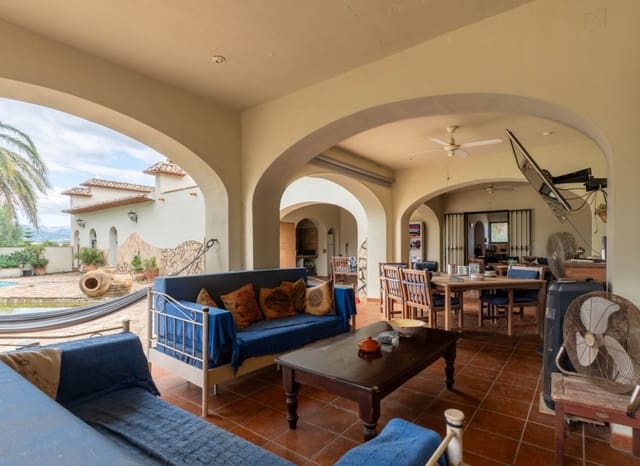 5 soverom Villa til salgs i Ondara med svømmebasseng - € 1 490 000 (Ref: 9371362)