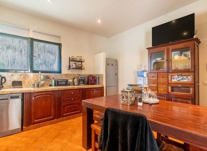 5 sypialnia Willa na sprzedaż w Ondara z basenem - 1 490 000 € (Ref: 9371362)