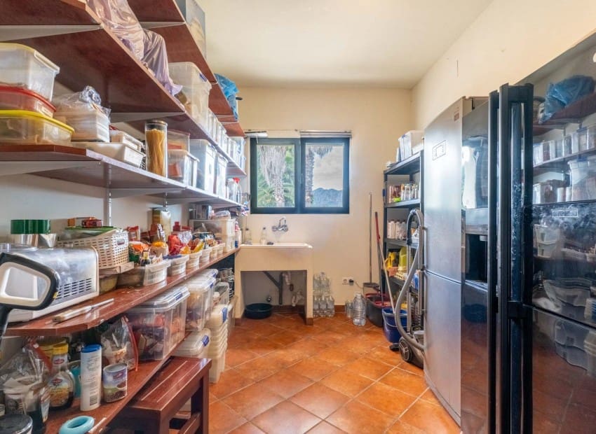 5 sypialnia Willa na sprzedaż w Ondara z basenem - 1 490 000 € (Ref: 9371362)