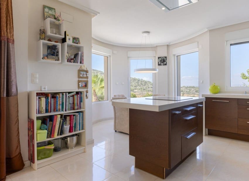 3 slaapkamer Villa te koop in La Zarza met zwembad garage - € 475.000 (Ref: 9394249)