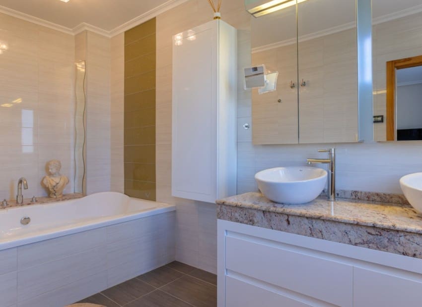 3 slaapkamer Villa te koop in La Zarza met zwembad garage - € 475.000 (Ref: 9394249)