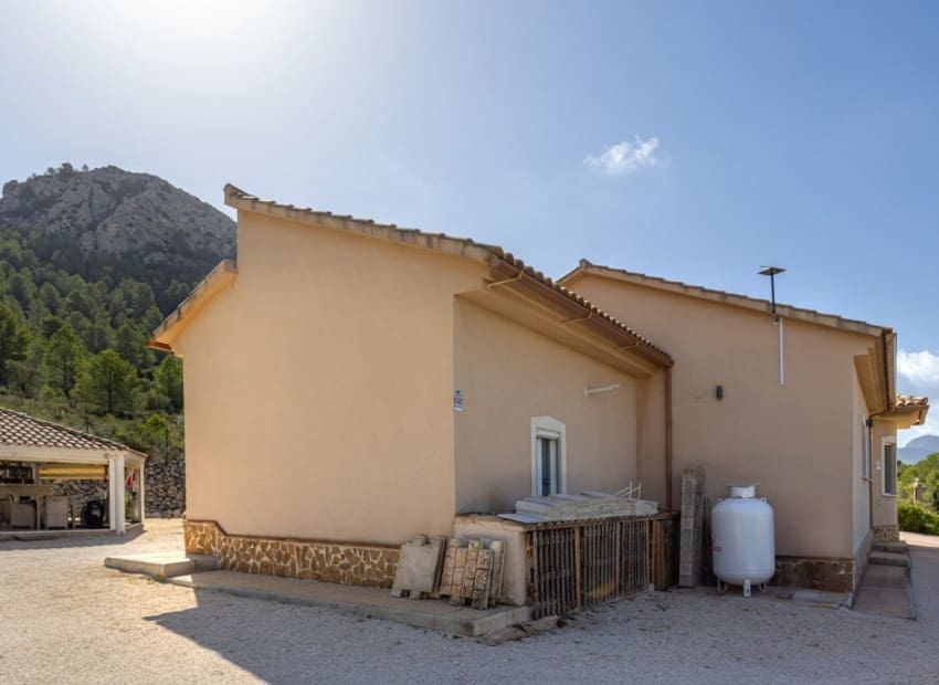 3 slaapkamer Villa te koop in La Zarza met zwembad garage - € 475.000 (Ref: 9394249)