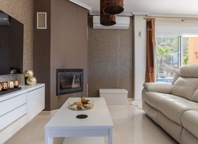 3 slaapkamer Villa te koop in La Zarza, Jumilla met zwembad garage - € 475.000 (Ref: 9394249)