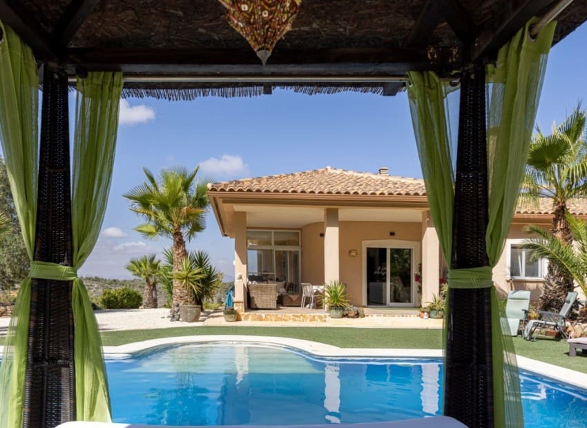 3 slaapkamer Villa te koop in La Zarza met zwembad garage - € 475.000 (Ref: 9394249)