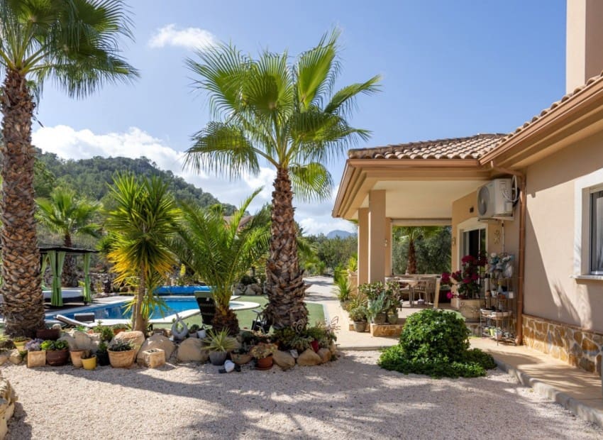 3 slaapkamer Villa te koop in La Zarza met zwembad garage - € 475.000 (Ref: 9394249)