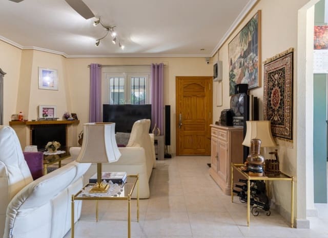 4 slaapkamer Finca/Landhuis te koop in La Zarza, Jumilla met zwembad garage - € 385.000 (Ref: 9394250)