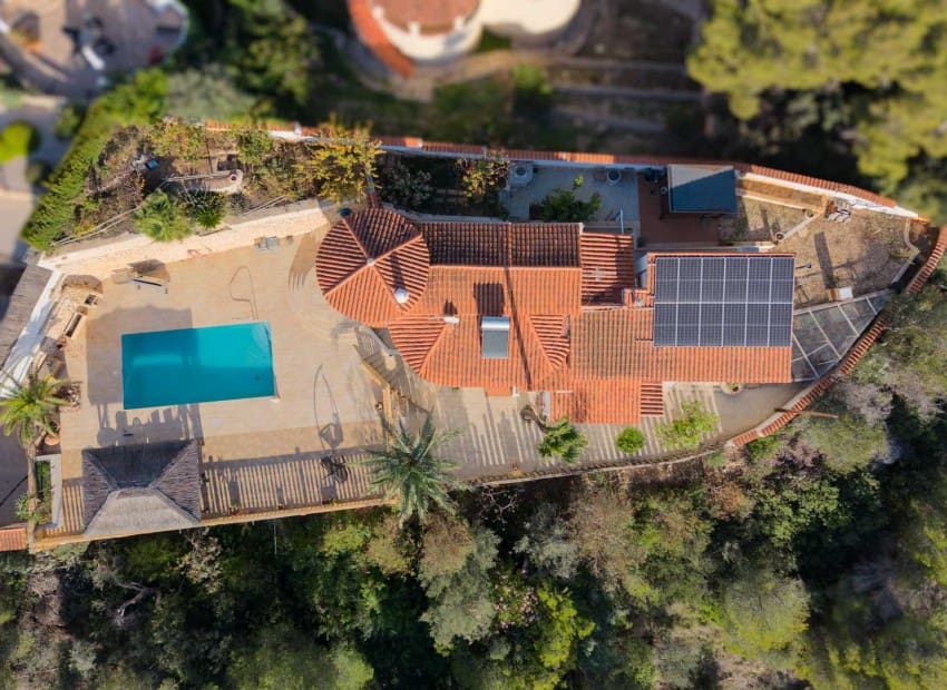 4 quarto Moradia para venda em Benissa com piscina - 700 000 € (Ref: 9402509)