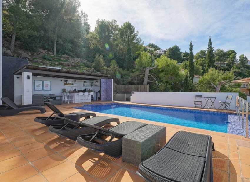 3 slaapkamer Villa te koop in La Sella met zwembad - € 850.000 (Ref: 9402511)