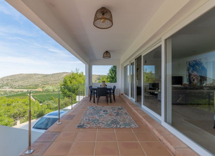 3 slaapkamer Villa te koop in La Sella met zwembad - € 850.000 (Ref: 9402511)