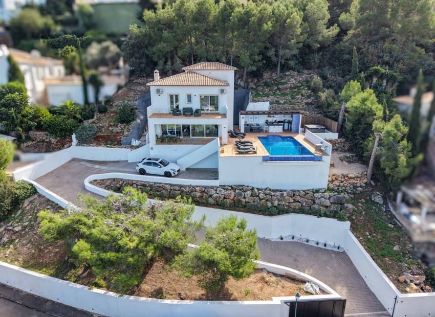 3 slaapkamer Villa te koop in La Sella met zwembad - € 850.000 (Ref: 9402511)