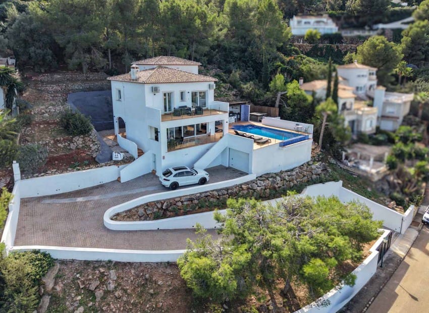 3 slaapkamer Villa te koop in La Sella met zwembad - € 850.000 (Ref: 9402511)