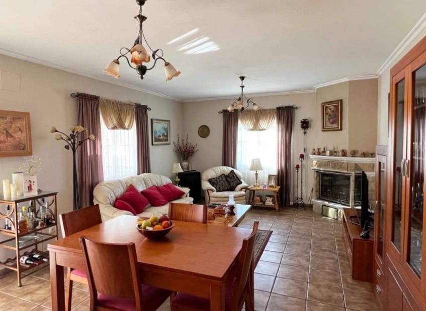 4 camera da letto Villa in vendita in Hondon de los Frailes con piscina garage - 299.950 € (Rif: 9402512)