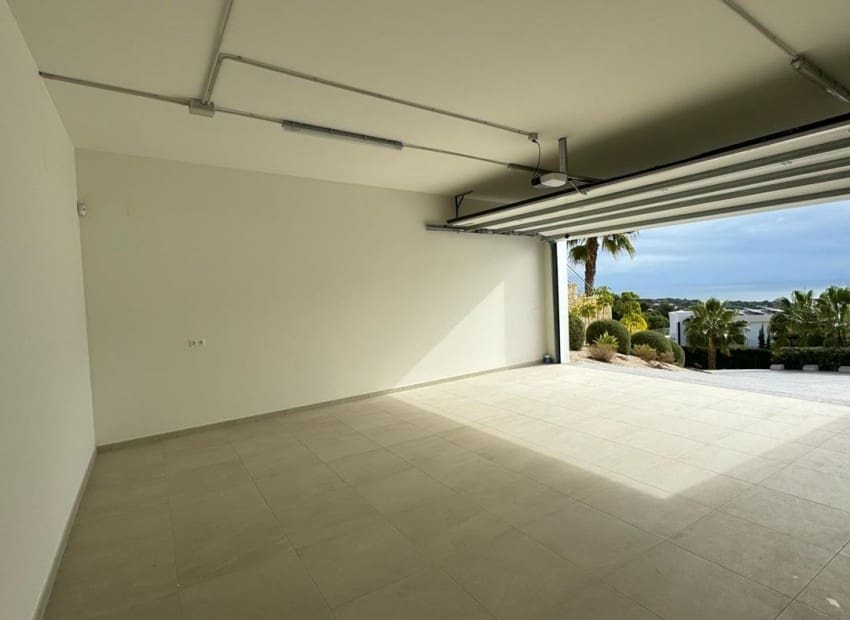 4 bedroom Villa for sale in Benissa with pool garage - € 2,900,000 (Ref: 9412928)