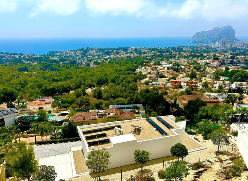 4 bedroom Villa for sale in Benissa with pool garage - € 2,900,000 (Ref: 9412928)