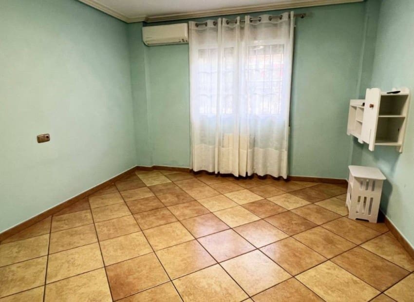 5 sypialnia Willa na sprzedaż w Hondon de los Frailes z basenem garażem - 369 550 € (Ref: 9417415)