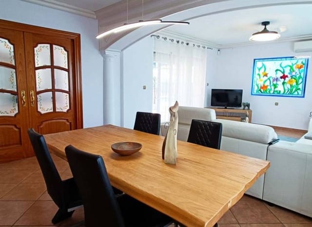 5 bedroom Villa for sale in Hondón de los Frailes with pool garage - € 369,550 (Ref: 9417415)