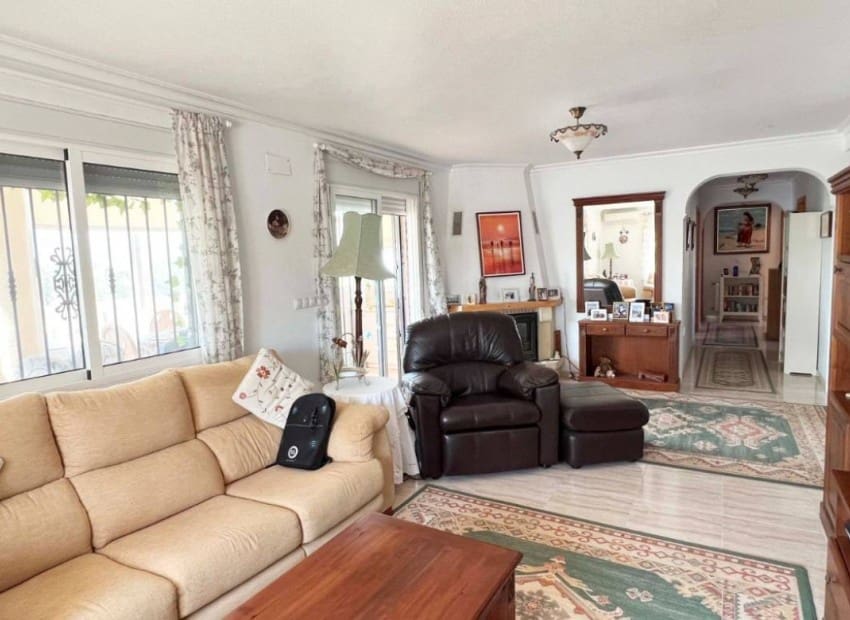 3 bedroom Villa for sale in Macisvenda with pool garage - € 295,000 (Ref: 9417714)