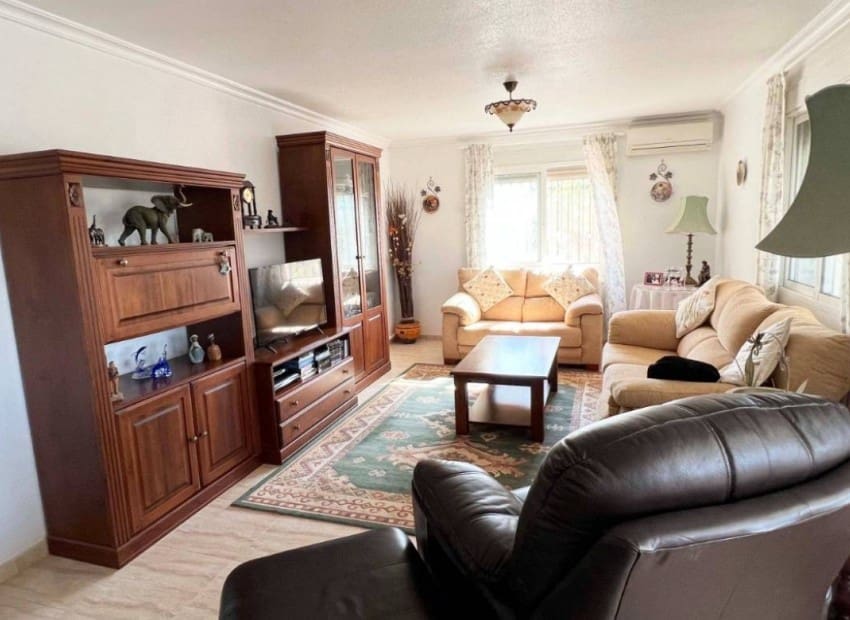 3 bedroom Villa for sale in Macisvenda with pool garage - € 295,000 (Ref: 9417714)