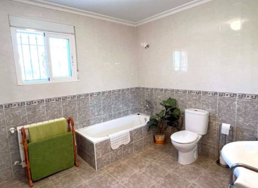 3 bedroom Villa for sale in Macisvenda with pool garage - € 295,000 (Ref: 9417714)