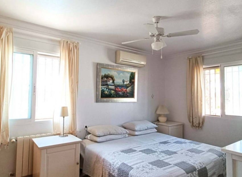 3 bedroom Villa for sale in Macisvenda with pool garage - € 295,000 (Ref: 9417714)