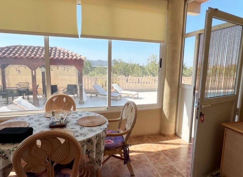 3 bedroom Villa for sale in Macisvenda with pool garage - € 295,000 (Ref: 9417714)