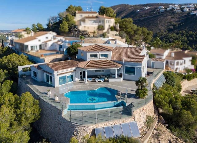 4 sypialnia Willa na sprzedaż w Paichi, Teulada-Moraira z basenem - 1 990 000 € (Ref: 9418823)