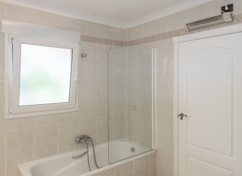 1 bedroom Apartment for sale in Benissa - € 330,000 (Ref: 9418824)