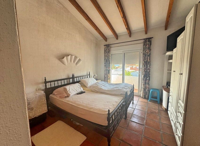 5 soveværelse Villa til salg i Albir med swimmingpool - € 810.000 (Ref: 9418825)