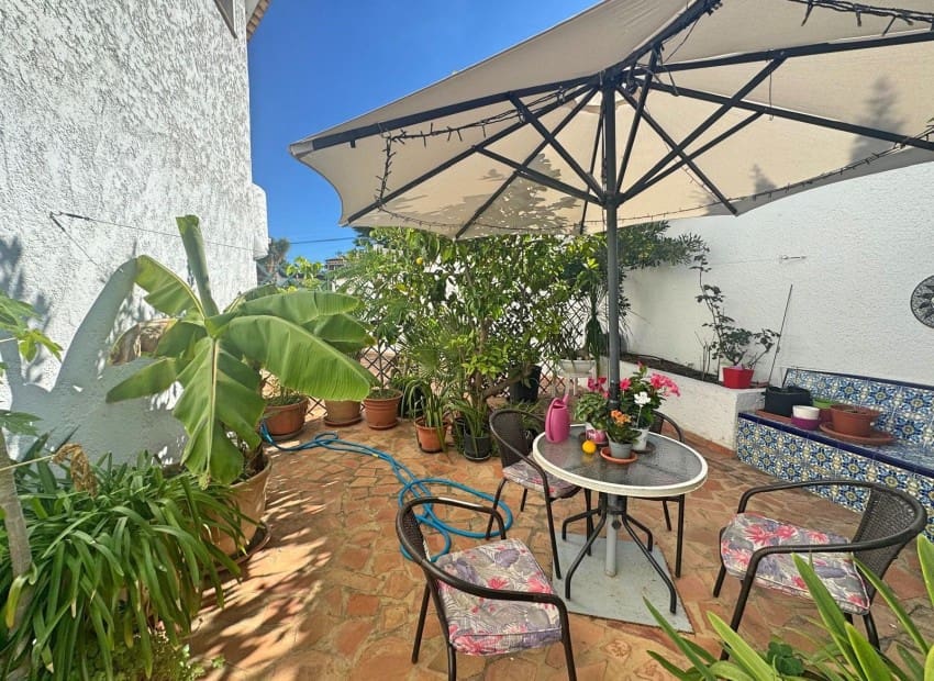 5 soveværelse Villa til salg i Albir med swimmingpool - € 810.000 (Ref: 9418825)