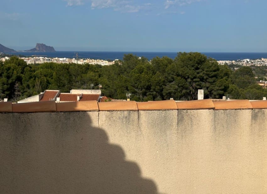 3 makuuhuone Huvila myytävänä paikassa La Nucia mukana uima-altaan - 332 000 € (Ref: 9420033)