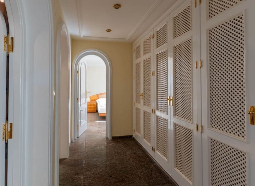 5 chambre Villa/Maison à vendre à Benissa avec piscine - 1 990 000 € (Ref: 9432514)