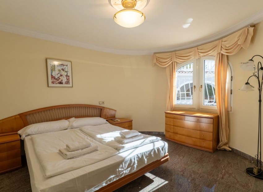 5 chambre Villa/Maison à vendre à Benissa avec piscine - 1 990 000 € (Ref: 9432514)