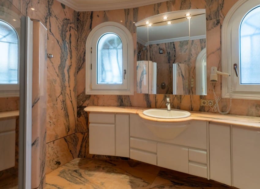 5 chambre Villa/Maison à vendre à Benissa avec piscine - 1 990 000 € (Ref: 9432514)