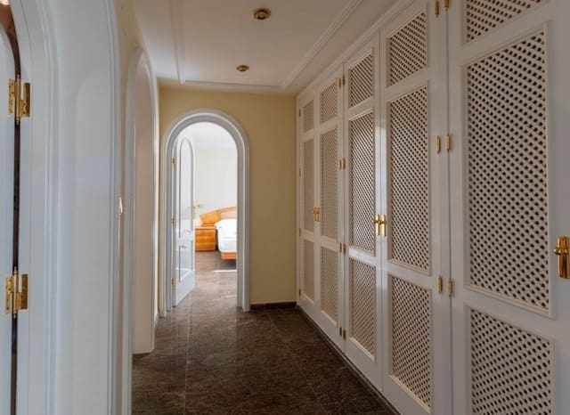 5 chambre Villa/Maison à vendre à Benissa avec piscine - 1 990 000 € (Ref: 9432514)