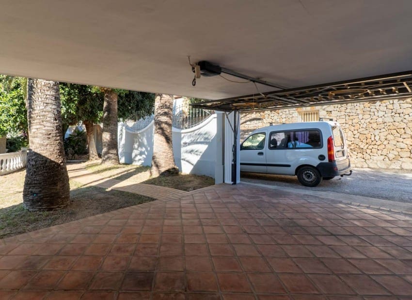 5 chambre Villa/Maison à vendre à Benissa avec piscine - 1 990 000 € (Ref: 9432514)