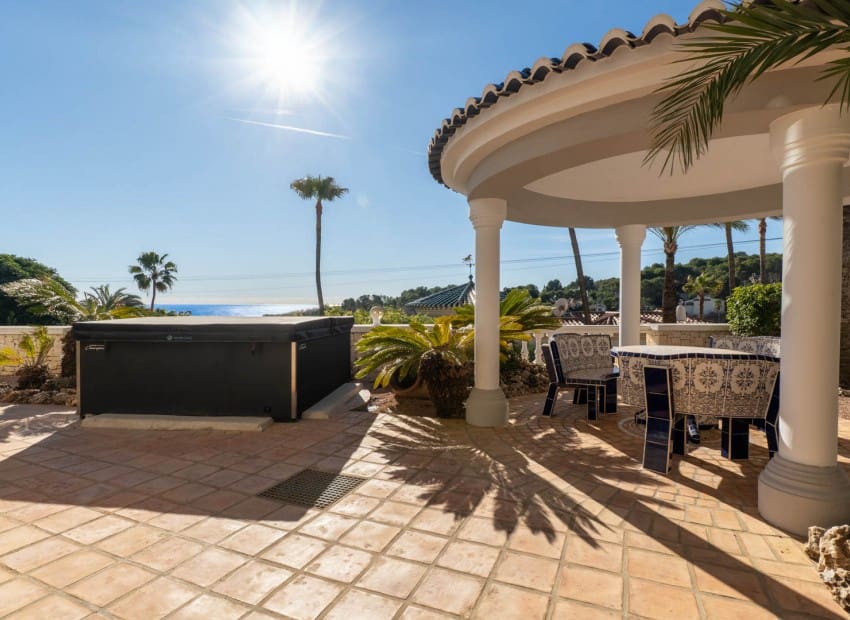 5 chambre Villa/Maison à vendre à Benissa avec piscine - 1 990 000 € (Ref: 9432514)