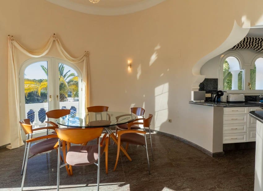 5 chambre Villa/Maison à vendre à Benissa avec piscine - 1 990 000 € (Ref: 9432514)