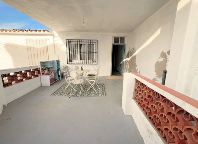4 bedroom Townhouse for sale in Altea la Vella, Altea - € 275,000 (Ref: 9432515)