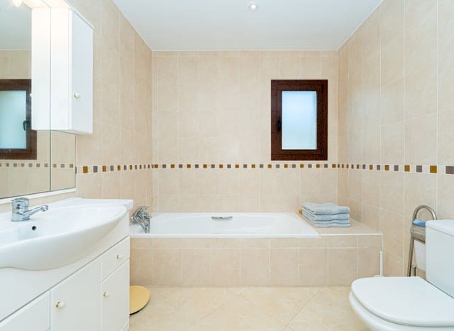 5 quarto Moradia para venda em Llíber com piscina garagem - 660 000 € (Ref: 9451494)